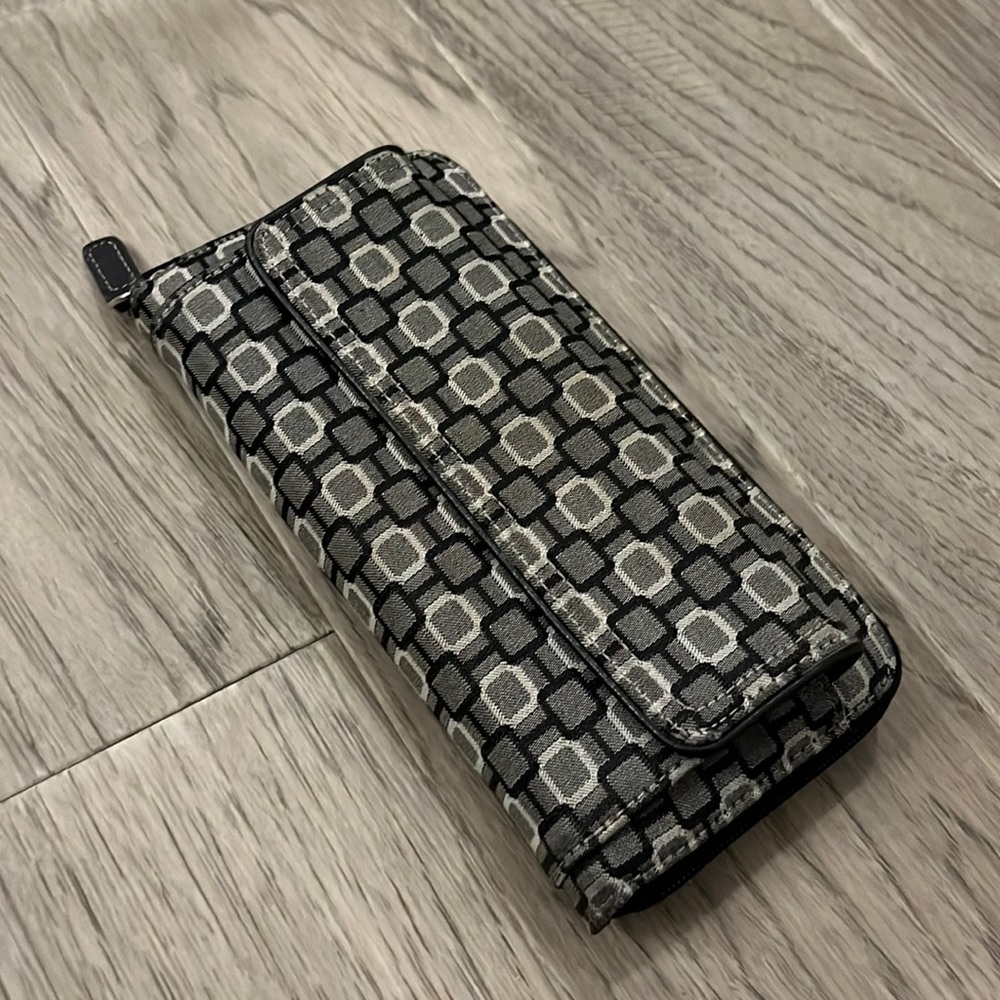 Nine West wallet - perfectly new condition